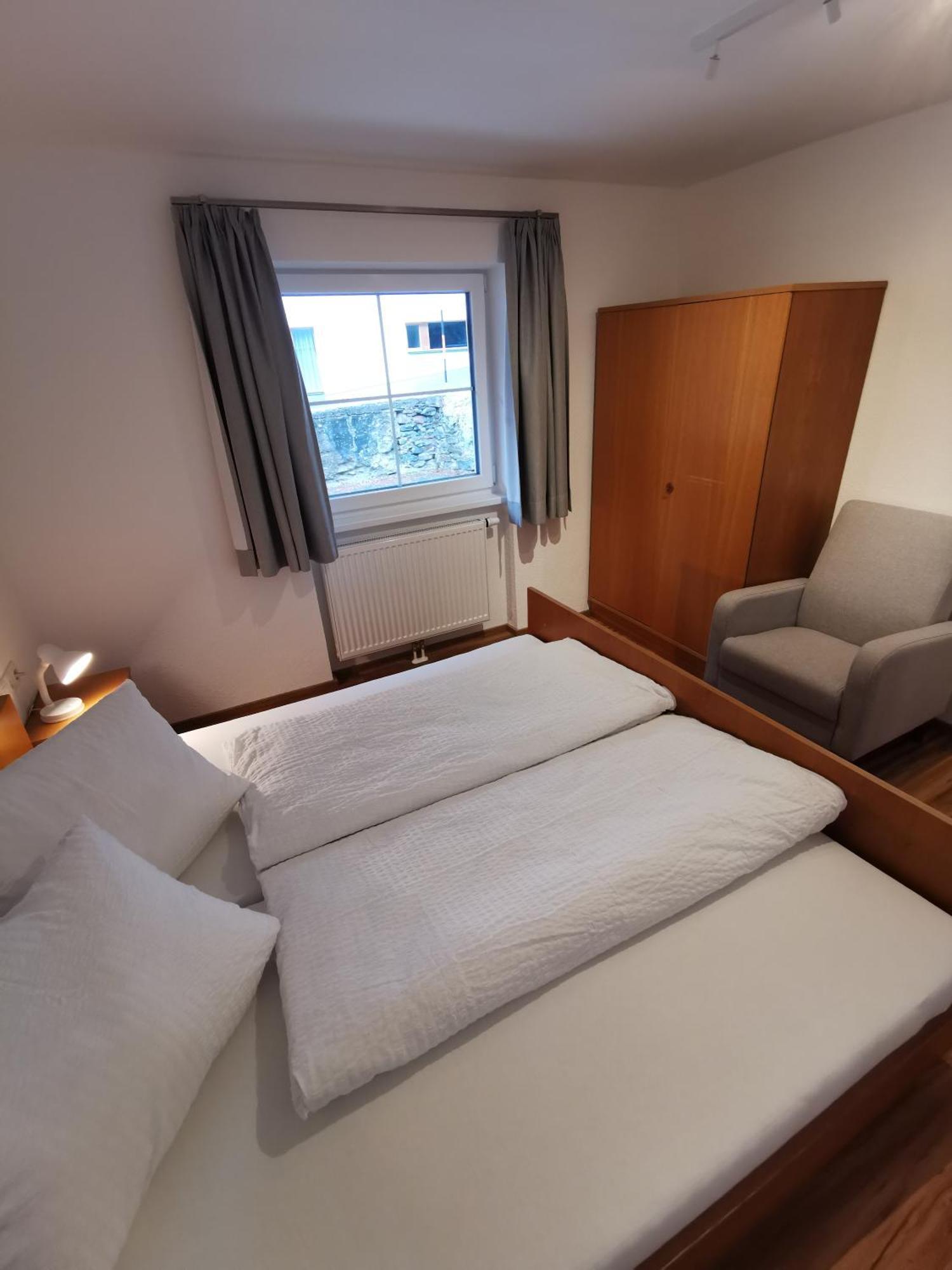 Apartments Haus Schoen - Preise Inclusive Pitztal Sommer Card Jerzens Kamer foto